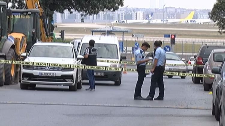 Jaf armat la Istanbul. Câți bani au găsit doi hoți într-o mașină