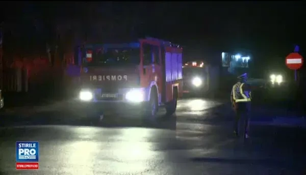 Un microbuz s-a răsturnat în Dâmbovița. Trei persoane au murit, 5 sunt rănite