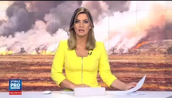 O groapă de gunoi din Bacău arde de peste 30 de ore. Măsurile luate