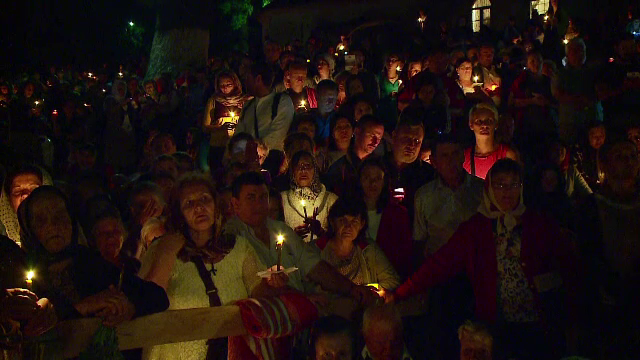 40.000 de oameni în pelerinajul de Sf. Maria, de la Mănăstirea Nicula