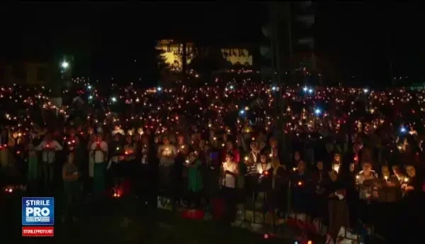 Peste 40.000 de credincioși s-au închinat la icoana făcătoare de minuni. Unde se află