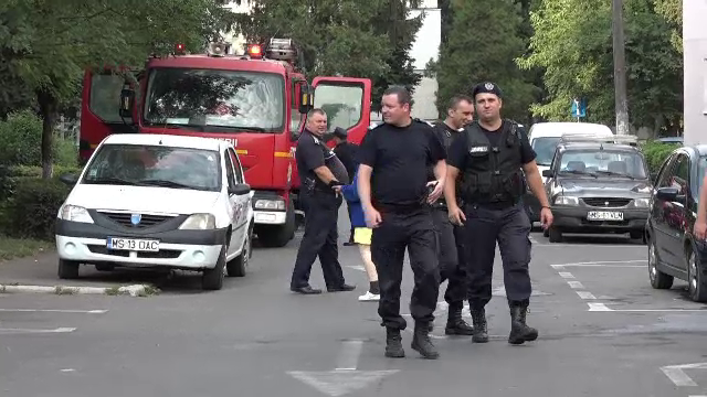 Un autobuz cu 50 de pasageri din Timiș, cuprins de flăcări