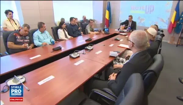 Ministrul Laufer a semnat primele contracte de finanțare din programul Start-Up Nation