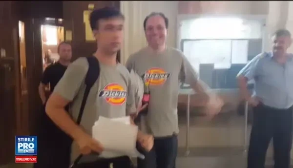 Turiștii nemți care ar fi abuzat mai mulți minor vor să meargă în Germania