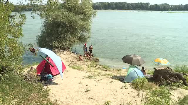 Plaja din Gostinu, o încântare pentru turiști. Se află la doar o oră de București