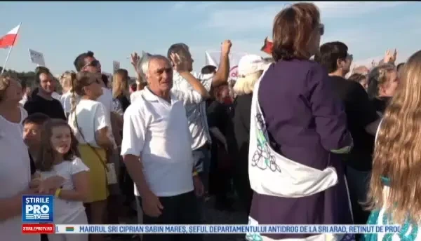 Cea mai mare hartă vie din lume a fost realizată, vineri seară, în judeţul Mureş