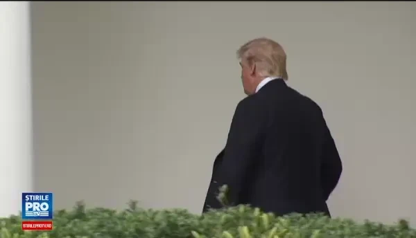 Strategul-şef al lui Donald Trump, Steve Bannon, a plecat de la Casă Albă