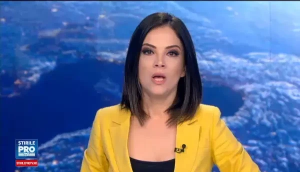 Navă ticsită cu refugiați, descoperită în apele României. Cât au plătit migranții