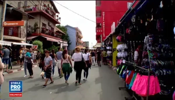 Meseriile cu care tinerii au strâns, pe litoral, chiar și 1.000 de euro