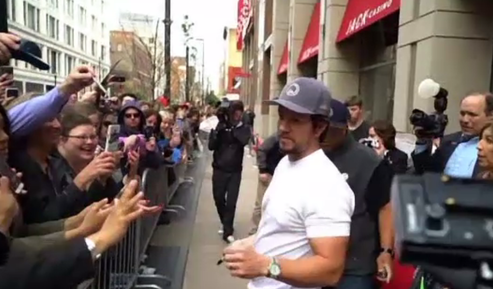 Mark Wahlberg, cel mai bine plătit actor de la Hollywood, din ultimul an