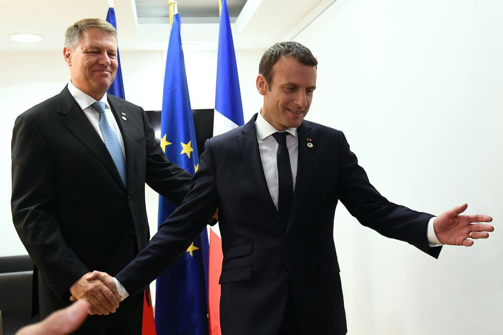 Klaus Iohannis pleacă în Franța, în vizită oficială. Întâlnire cu Emmanuel Macron