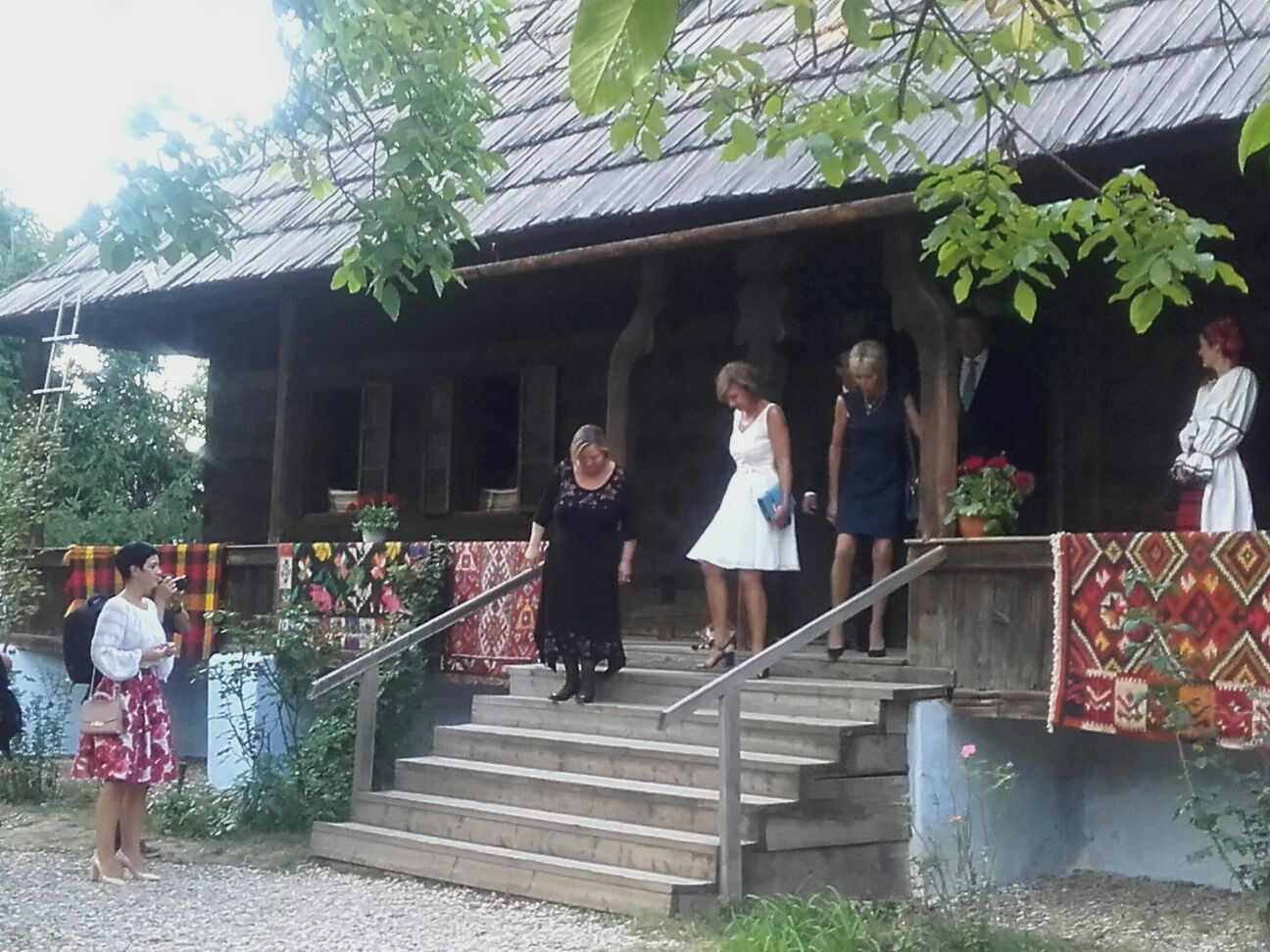 Brigitte Macron și Carmen Iohannis - 11