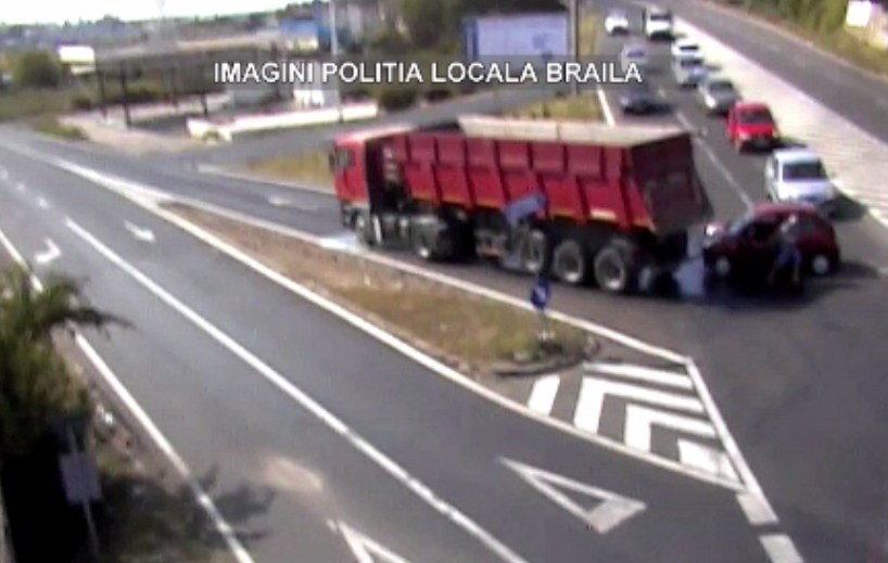 Amenda primită de un șofer care nu a păstrat distanța regulamentară, în Brăila