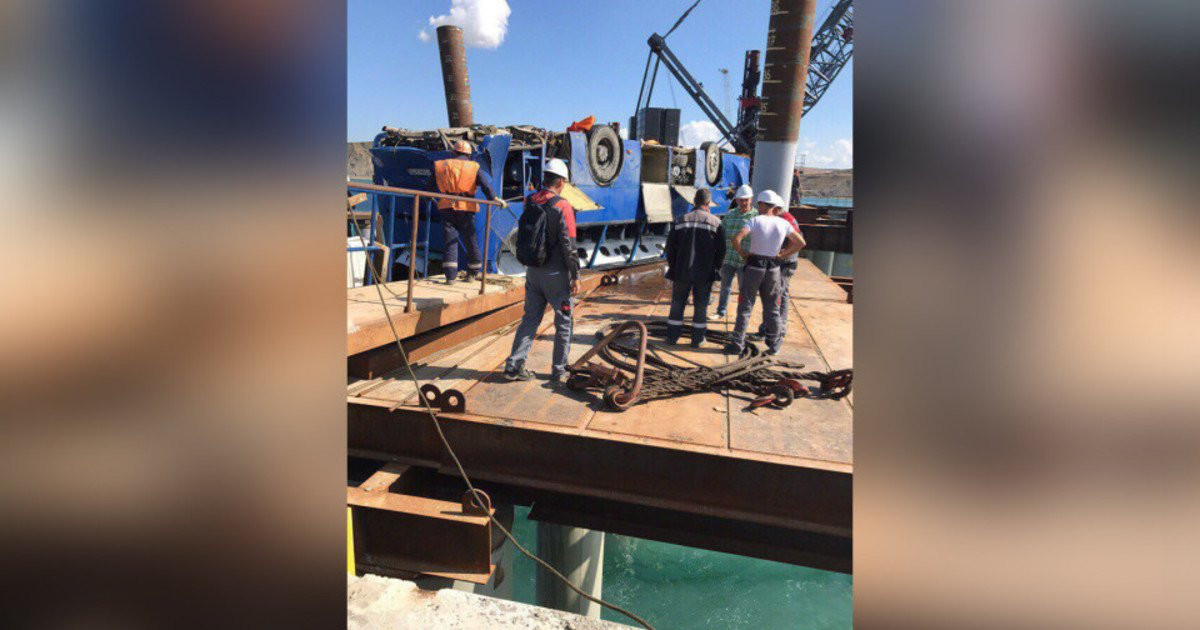 18 morți, după ce un autobuz cu muncitori s-a prăbușit în Marea Neagră, în Rusia