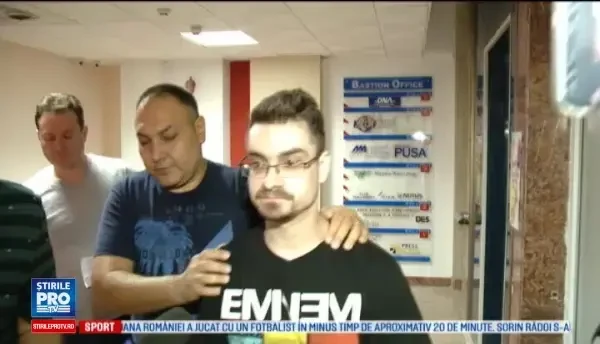 Bărbat de 27 de ani, reţinut după ce ar fi îndrumat o copila la crimă şi sinucidere