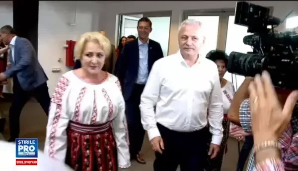Dragnea şi Fuego le-au emoţionat pe femeile din PSD
