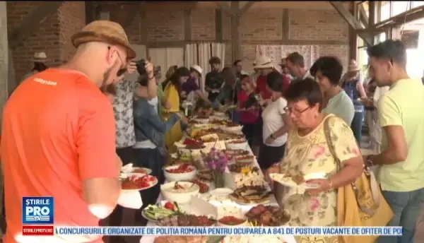 Brunch săsesc, într-un sat ascuns printre dealuri și păduri