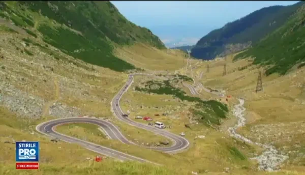 Lege Big Brother pentru turiştii din România. Cum vor fi urmăriţi