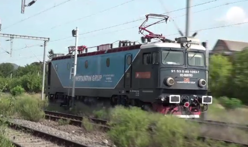 Băiat electrocutat după ce s-a urcat pe un tren pentru a scurta drumul