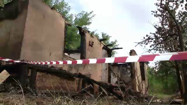 Femeie din Iași moartă în incendiul care i-a ars casa. Trupul ei, găsit lângă ușă