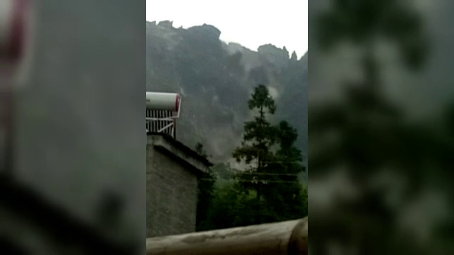 Doi morți și 25 de răniți, în urma unei alunecări masive de teren în China