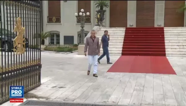 Gigi Becali s-ar putea alege cu un dosar penal. Ce mesaje i-a trimis directorului de la Jilava