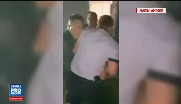 Polițiștii, retrimiși la școală și învățați să gestioneze situațiile de criză