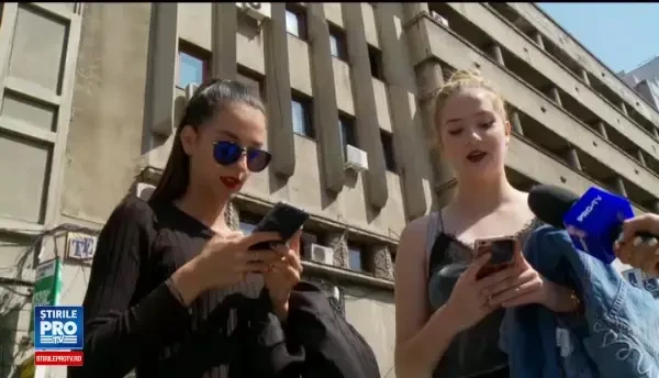 Avertismentul specialiștilor de Ziua Limbii Române. Cum arată o conversaţie între adolescenţi