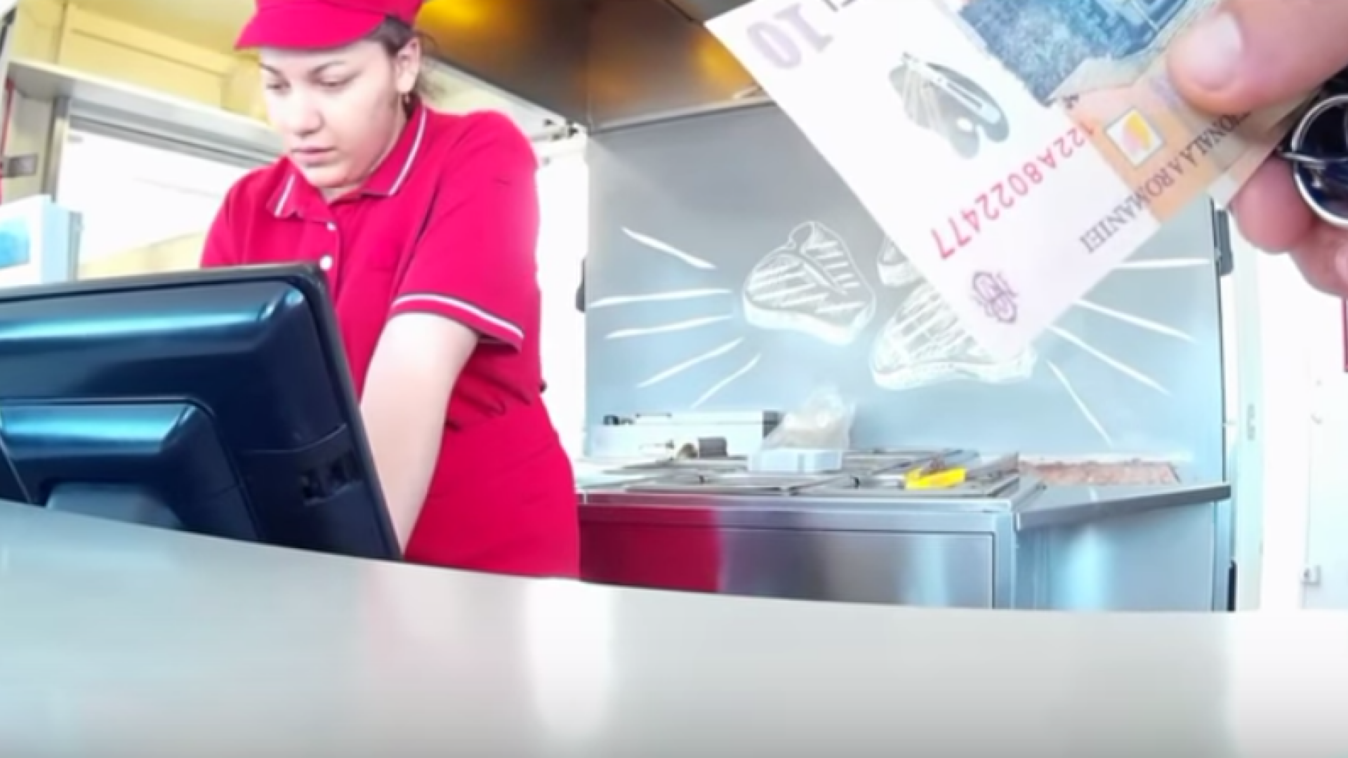 Reacția vloggerului implicat în incidentul de la Kaufland. ”Nu ai cum să truchezi ura”