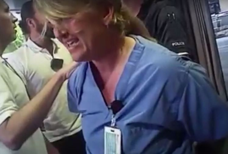 Imaginile au stârnit revoltă în SUA. Motivul pentru care o asistentă a fost arestată. VIDEO