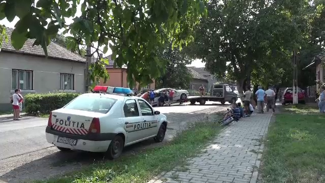Șofer ucis într-un accident petrecut chiar în fața casei sale, în Mureș