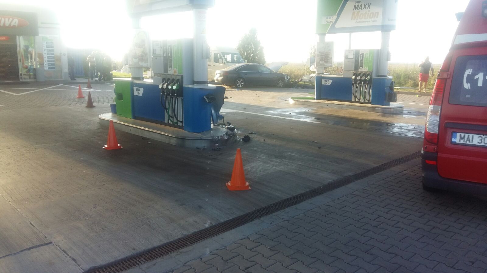 șoferiță benzinărie