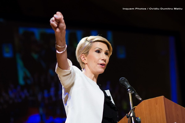 Raluca Turcan, PNL: Aţi trecut o lege în avantajul şefului dumneavoastră direct