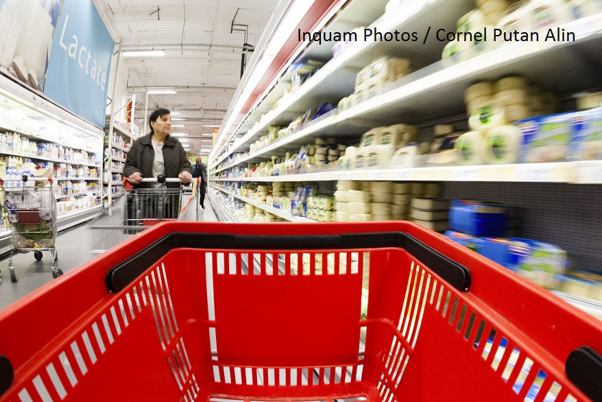 Românii cumpără mai mult ca înaintea crizei. Cum le va pune Guvernul piedică