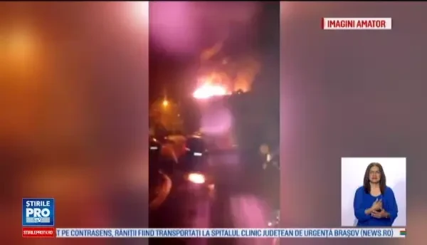 Un bloc din Bacău a luat foc lovi de fulger. 100 de oameni, evacuați