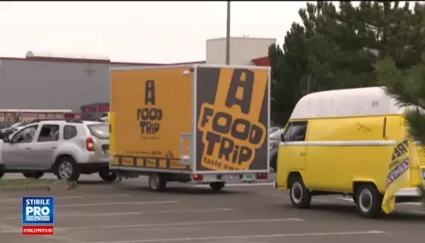 Afacerile cu street food, extrem de rentabile. Cât costă un restaurant pe roţi