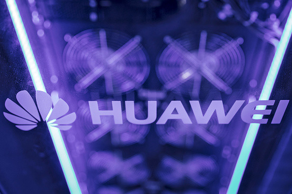 Huawei a depășit Apple şi a ajuns al doilea producător de smartphone-uri din lume