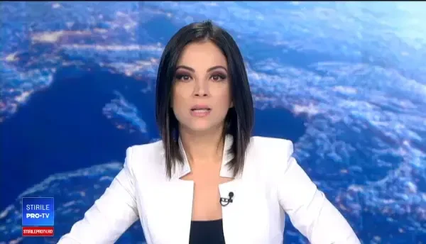 Tendinţele anilor '90, la Săptămâna Modei de la New York. Cele mai în vogă modele, pe podium