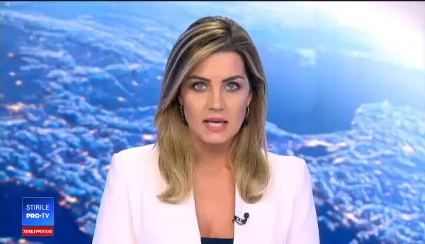 O femeie cu tulburări de comportament și-a înjunghiat fiica de 17 ani