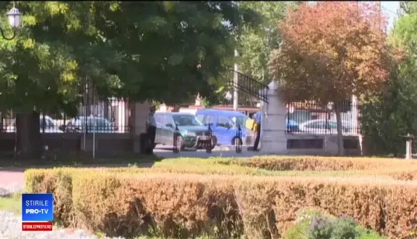 Orașul în care pensionarii se pregătesc să devină polițiști