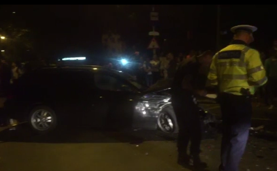 Accident în lanț în Pitești, provocat de un șofer de 20 de ani vitezoman