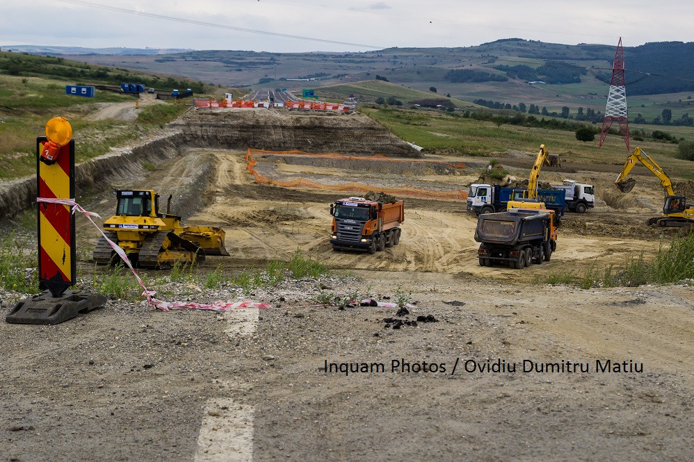 Premierul cere Băncii Mondiale să ne facă autostradă pe Valea Prahovei. Eşec total al Ministerului Transporturilor