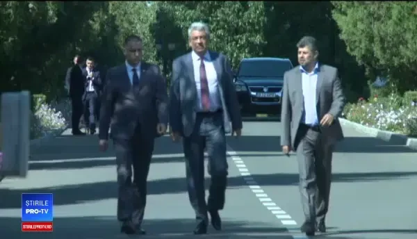 Tudose s-a enervat când a fost întrebat ce vrea să facă cu pensiile private ale românilor