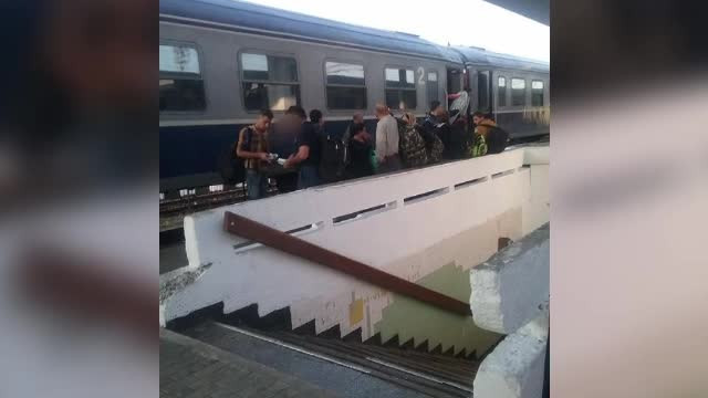 Grup de migranţi, prinşi într-un tren în gara Timişoara