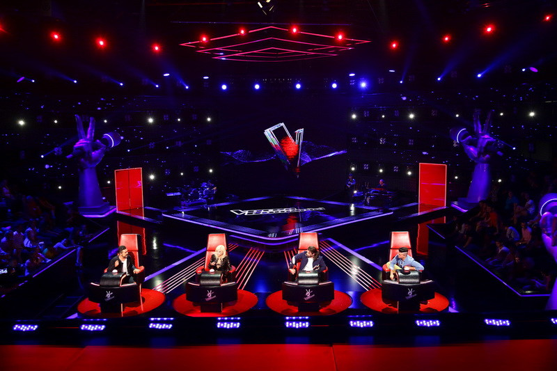 Un vulcanizator, o nigerianca, lacrimi, super voci! Momentele VIDEO de la Vocea Romaniei