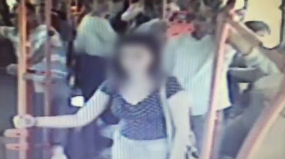 Hoți prinși în acțiune în autobuze. Greșelile pe care le fac victimele