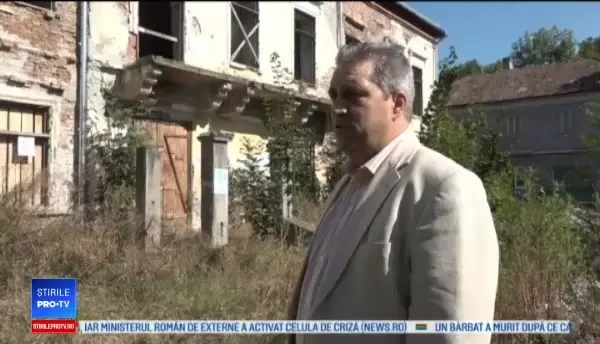 Încă un castel din secolul XIX va fi salvat de la prăbuşire! Cărui conte a aparţinut