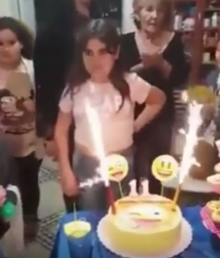 Scene de groază la ziua unei copile. Sărbătorita a fost cuprinsă de flăcări