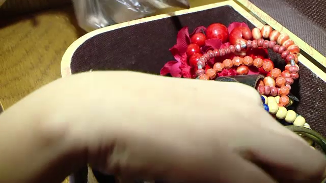 Cum au lăsat trei false angajate ale Primăriei fără niciun ban mai multe persoane din Iași