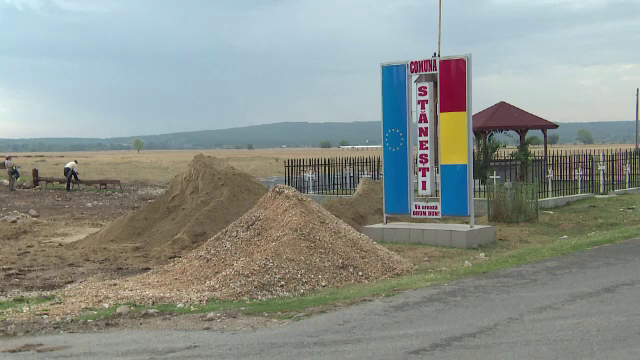 Primăriile mici, în pragul falimentului după mărirea salariilor. Ce le-au transmis Tudose și Dragnea